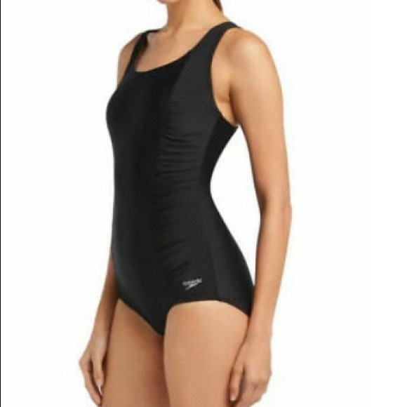 New M speedo swimsuit - Picture 3 of 6